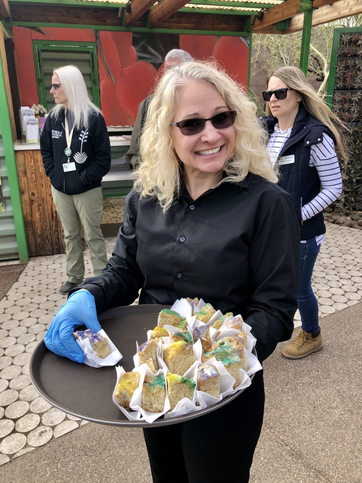 Devour Culinary Classic King's Cake