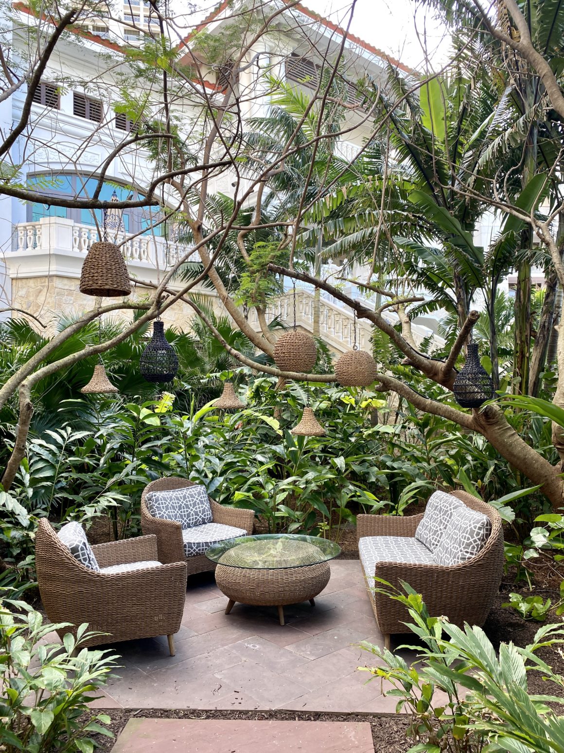 sitting areas at the baha mar resort bahamas