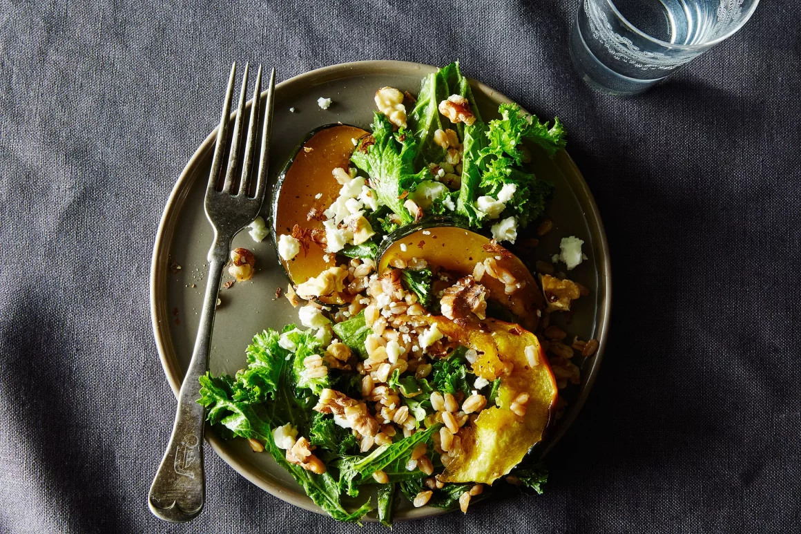 roasted acorn squash salad, easy weeknight winter dinner